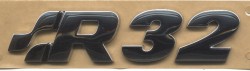 1J0 853 675 Q 739